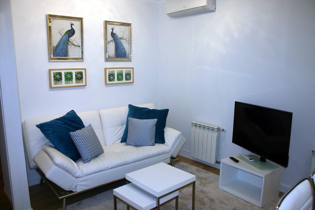 Reina Sofia Acogedor Apartment Madrid Luaran gambar